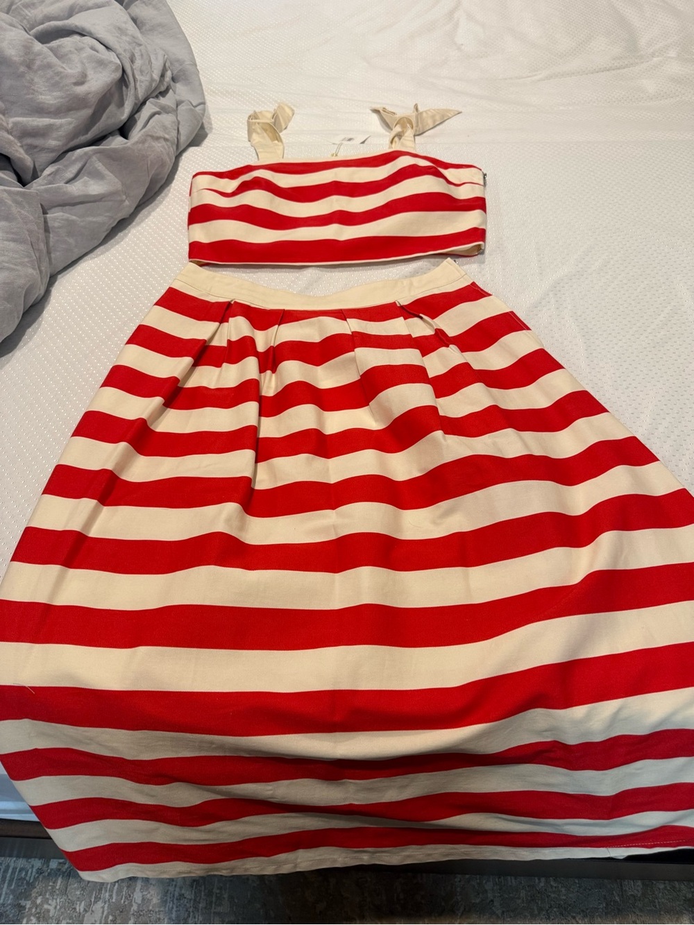 entro Red and Cream Striped Two-Piece Set